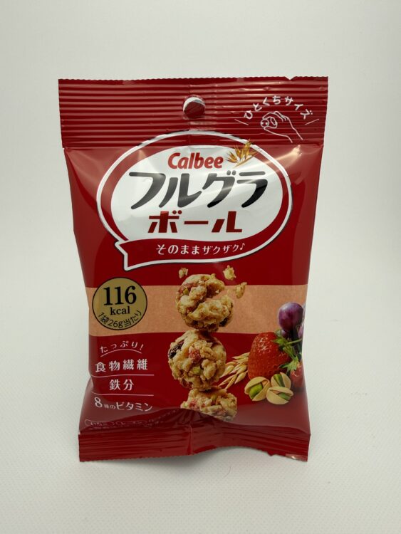 Calbee Frugra Ball Fruit & Granola