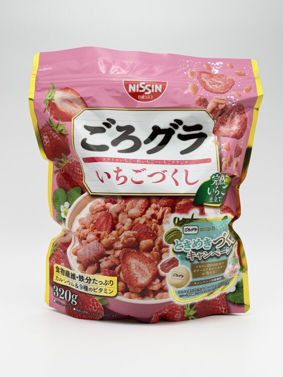 Nissin Cisco Gorogra Strawberry Granola
