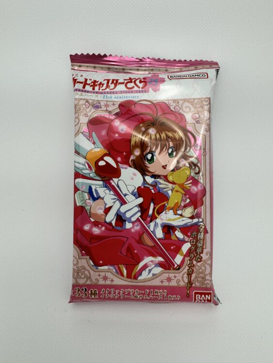 Bandai Cardcaptor Sakura Strawberry Cream Wafer with Sticker