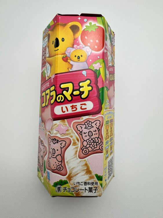 Lotte Koala's March Strawberry Chocolate