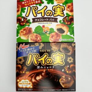 Lotte Pie Fruit Semi Chocolate