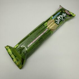 Bourbon Puchi Green Peas Chips